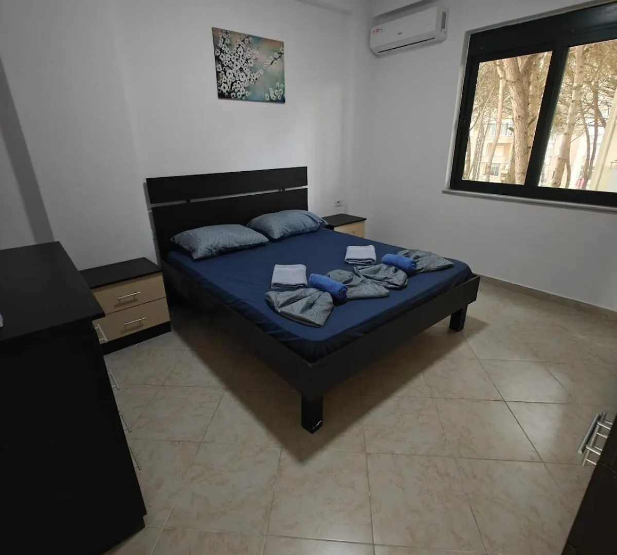 Adam Apartment With Swimming Pool Golem